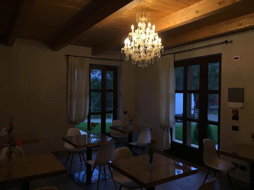 Agriturismo Da Mamma 알바 외부 사진