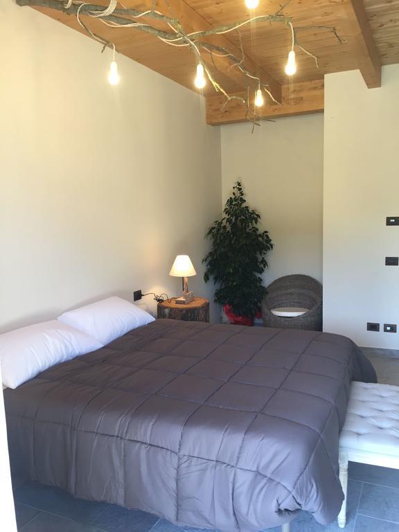 Agriturismo Da Mamma 알바 외부 사진