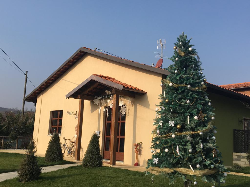 Agriturismo Da Mamma 알바 외부 사진