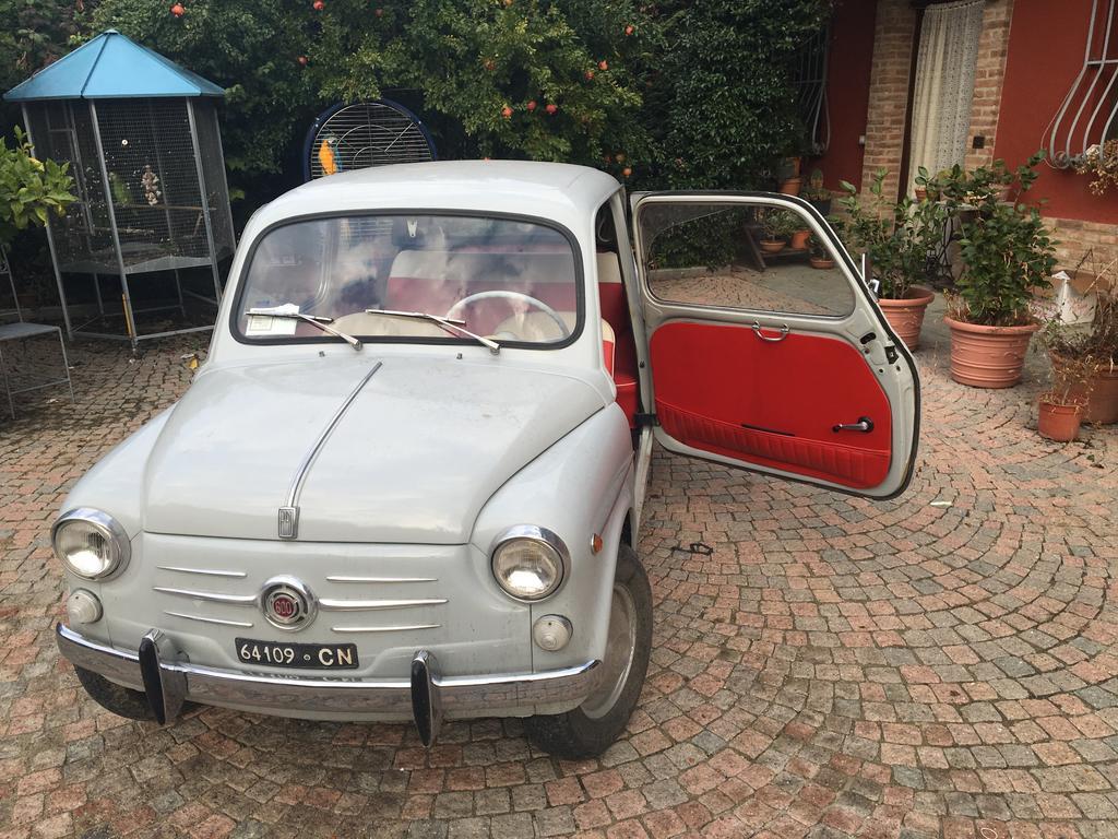 Agriturismo Da Mamma 알바 외부 사진