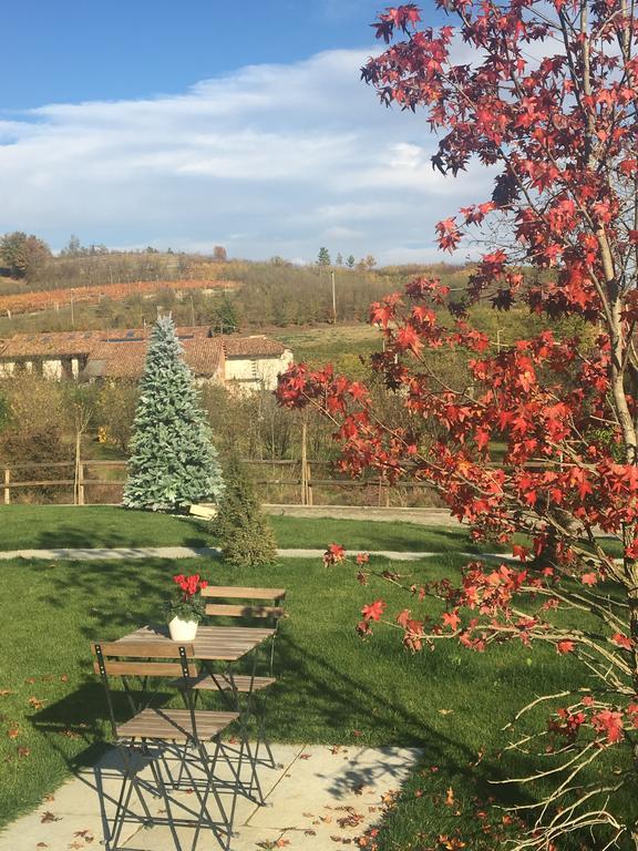 Agriturismo Da Mamma 알바 외부 사진